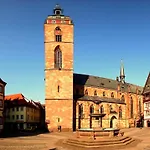 Pfaelzer Herzel Mit 2 Schlafzimmern Und Blick Ueber Rheinebene Kostenfreiem Parkplatz Und Wlan Fusslaeufig Zum Wald Und Den Weinbergen Weinkuehlschrank Broetchenservice Garten Mit Gasgrill