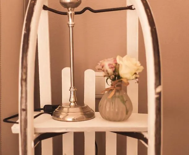 Lejlighed Pfaelzer Herzel Mit 2 Schlafzimmern Und Blick Ueber Rheinebene Kostenfreiem Parkplatz Und Wlan Fusslaeufig Zum Wald Und Den Weinbergen Weinkuehlschrank Broetchenservice Garten Mit Gasgrill Neustadt an der Weinstraße